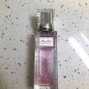 Miss Dior Blooming Bouquet roller perfume